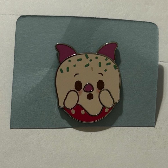 Disney Other - Disney Munchlings Piglet Strawberry Glazed Cupcake Enamel Pin Winnie the Pooh